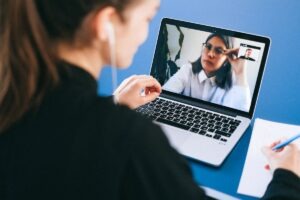How to Sell Webinars Online: A Practical Guide for Creators and Educators