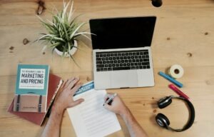 Digital Entrepreneurship Bundles: What They Are, How to Create Them, and How to Sell Them Profitably